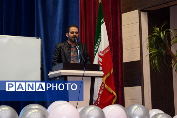 تقویت مهارت‌های مدیریتی و آموزشی