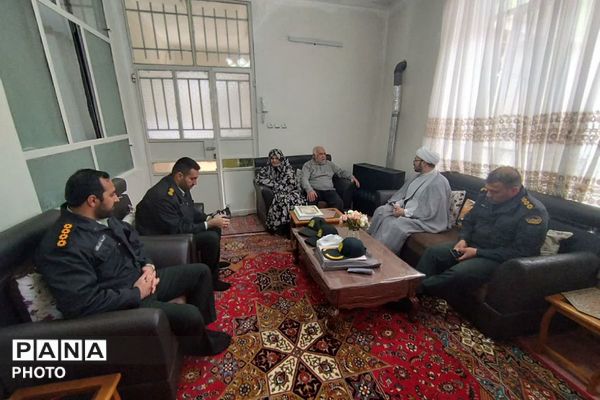 تقدیر فرماندهان ارشد نظامی از صبر خانواده‌های شهدا در آستانه ماه مهمانی خدا