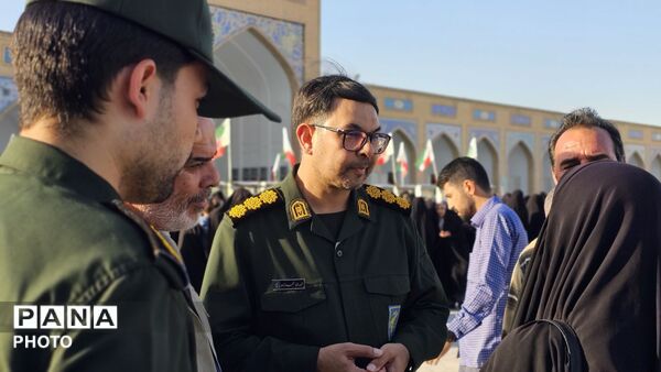 مراسم ملی «میهمان لاله‌ها» در گلزار شهدای خواجه‌ربیع