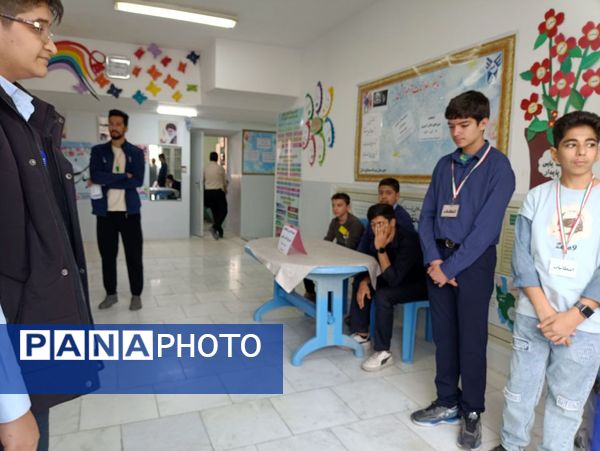 انتخابات شورای دانش‌آموزی در دبیرستان پسرانه متوسطه اول سما شهرستان کاشمر 