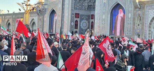 تشییع باشکوه رهبر انقلاب در مشهد 