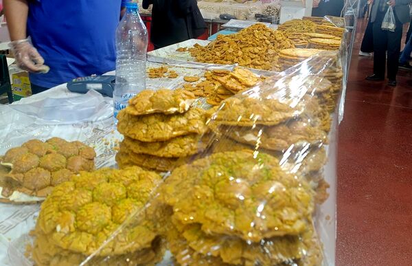 یازدهمین نمایشگاه گل و گیاه، صنایع دستی و سوغات اقوام ایرانی در اصفهان