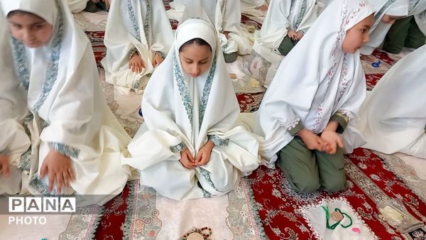 جشن تکلیف دختران در ازندریان