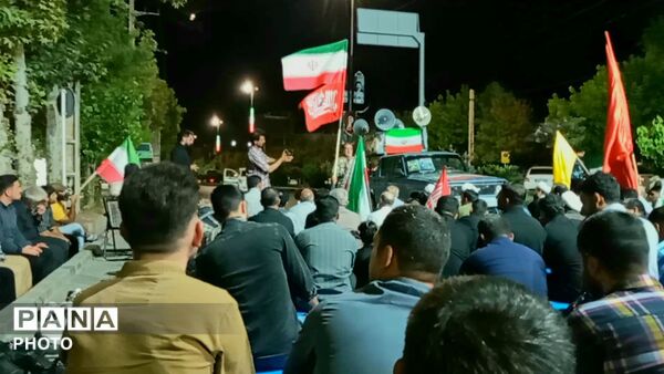  کامیاران؛ تجمع شبانه ایستادگی در پیمان ولایت