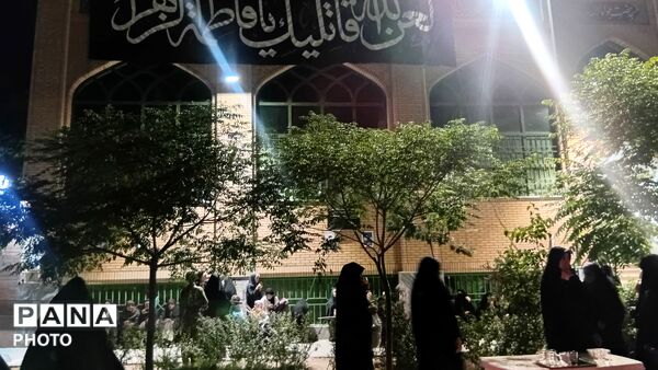 شب نود و هشتم شکوه حضور مردم در پیاده‌روی معنوی قاسم‌آباد
