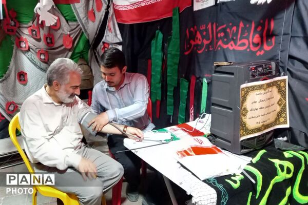 برپایی غرفه پرورشی و سلامت به مناسبت بزرگداشت هفته معلم 