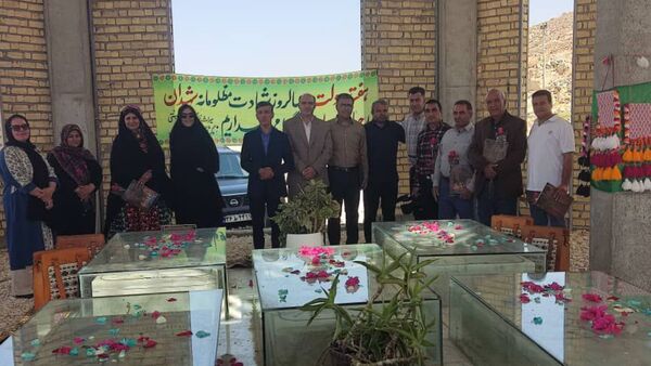 آوای هنر در هفته دولت؛ تقدیر از هنرمندان صنایع‌دستی در تپه شهدا گمنام