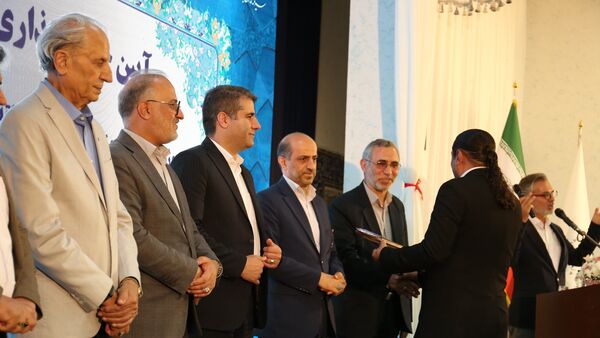 خشت گذاری ۵ پروژه‌ عمرانی منطقه ۵ آموزش و پرورش شهر تهران