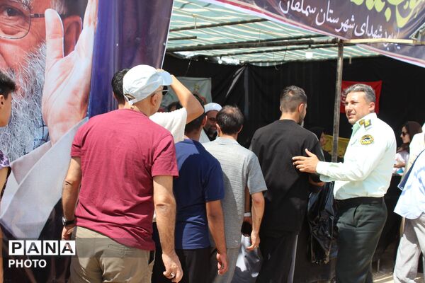 خدمت‌رسانی به زائران در حال برگشت از مشهد مقدس در موکب روستای کرک