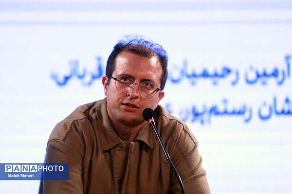 نشست نقد و بررسی فیلم «قمارباز» در چهل و چهارمین جشنواره ملی فیلم فجر