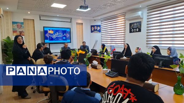 آیین تجلیل از برگزیدگان جشنواره کتابنوش