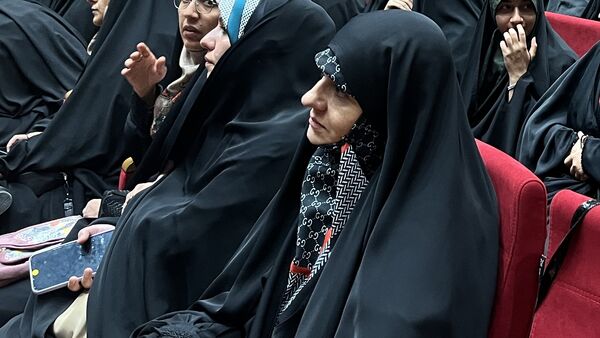 همایش نبرد رسانه‌ای در یزد