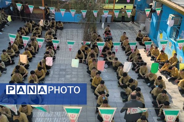 انتخابات الکترونیکی شورای دانش آموزی در دبیرستان صبح روشن شهر قدس