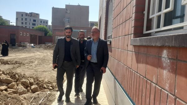 بازدید مدیرکل نوسازی توسعه و تجهیز مدارس استان تهران از پروژه‌های مدارس شهرستان اسلامشهر