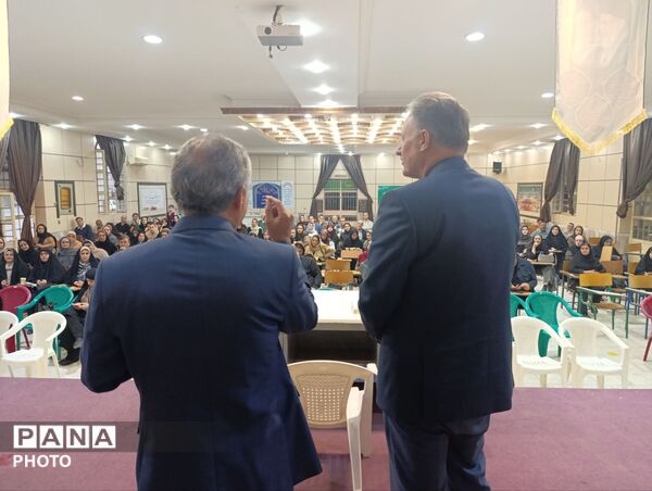 اولین جلسه انجمن اولیاء و مربیان دبیرستان پسرانه متوسطه دوم آقا محمد رأفتی