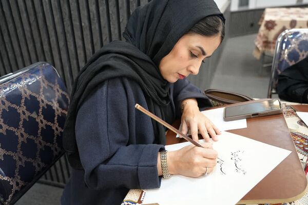 آیین رونمایی از دو اثر فاخر ادبی در شهرداری کهریزک 