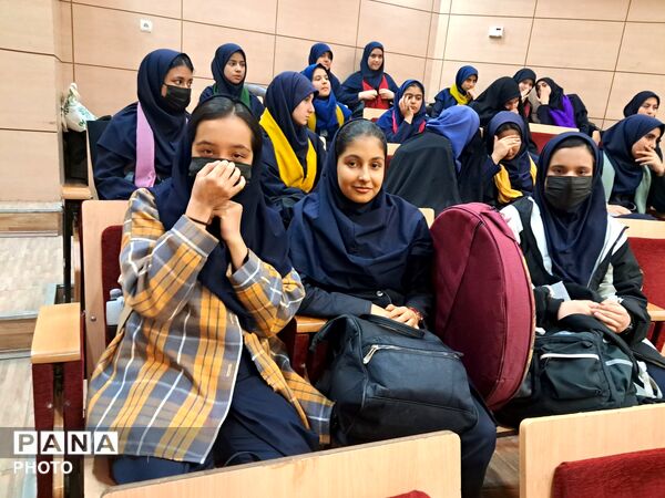 مسابقات فرهنگی هنری در ناحیه 2 مشهد