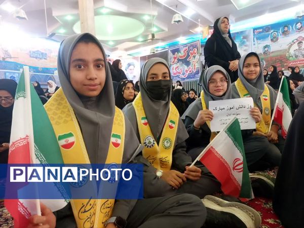 حماسه حضور نوجوانان کردکوی در روز دانش‌آموز