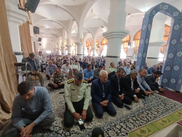 نماز جمعه در خلیل آباد