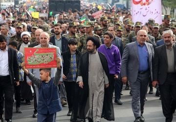 راهپیمایی عظیم ۱۳ آبان در قیامدشت