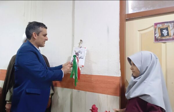 جشن شکوفه‌ها در خشکبیجار 