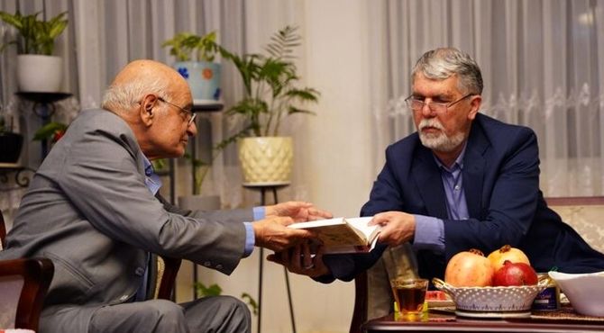 دیدار وزیر فرهنگ با هوشنگ مرادی کرمانی