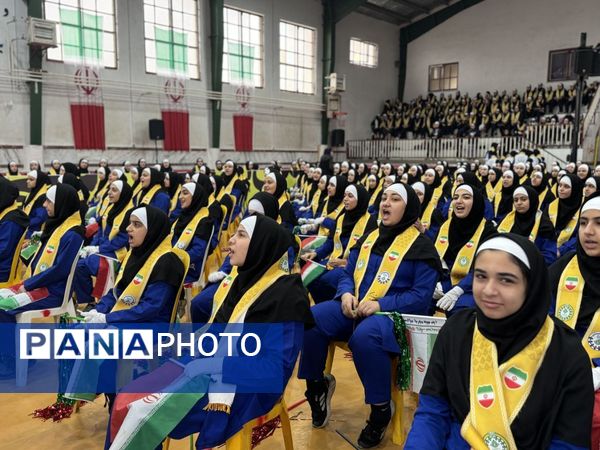 همایش هزار نفری یاوران انقلاب در مازندران