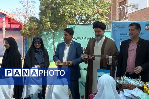 هفته‌ای به رنگ سلامت در آموزشگاه شاهد فرهنگ