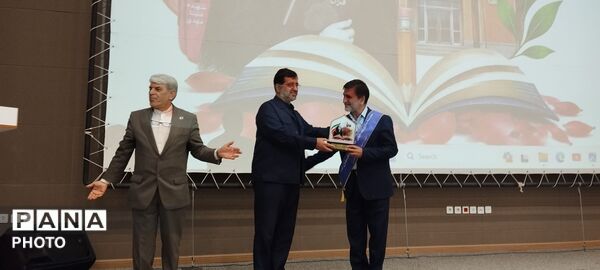 جلوه‌هایی از ایستگاه بیست و هشتم جشنواره خیرین مدرسه‌ساز استان قم