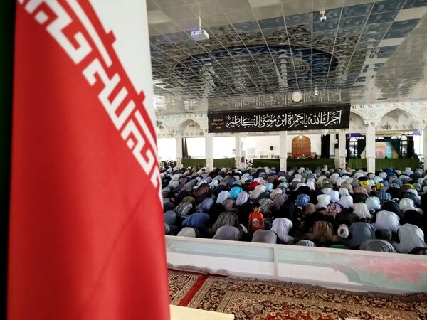 نماز جمعه شهرستان کاشمر با حضور پر رنگ مردم برگزار شد 