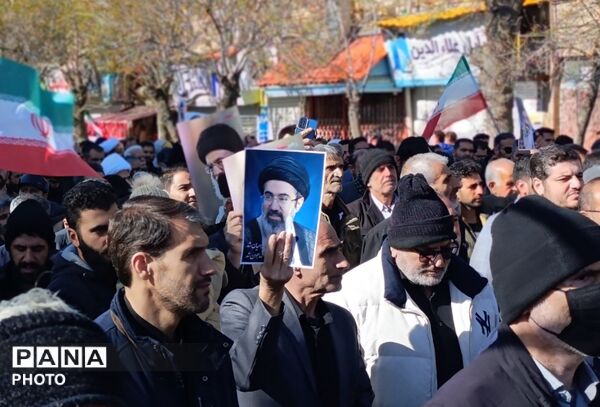 گر پدر رفت تفنگ پدری هست هنوز 