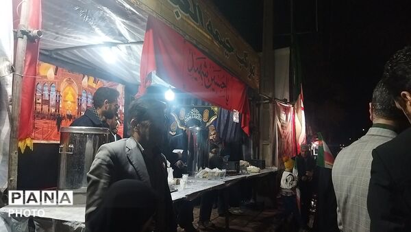 خیمه العباس ، موکبی برای پذیرایی عاشقان وطن در بلوار فضل 