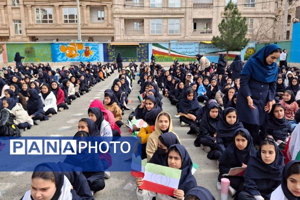 از کلاس درس تا شکوه انقلاب؛ شور دانش آموزی،  شور فجر