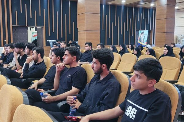 سمینار آموزشی دانشجویان دانشگاه فرهنگیان در بهارستان‌دو