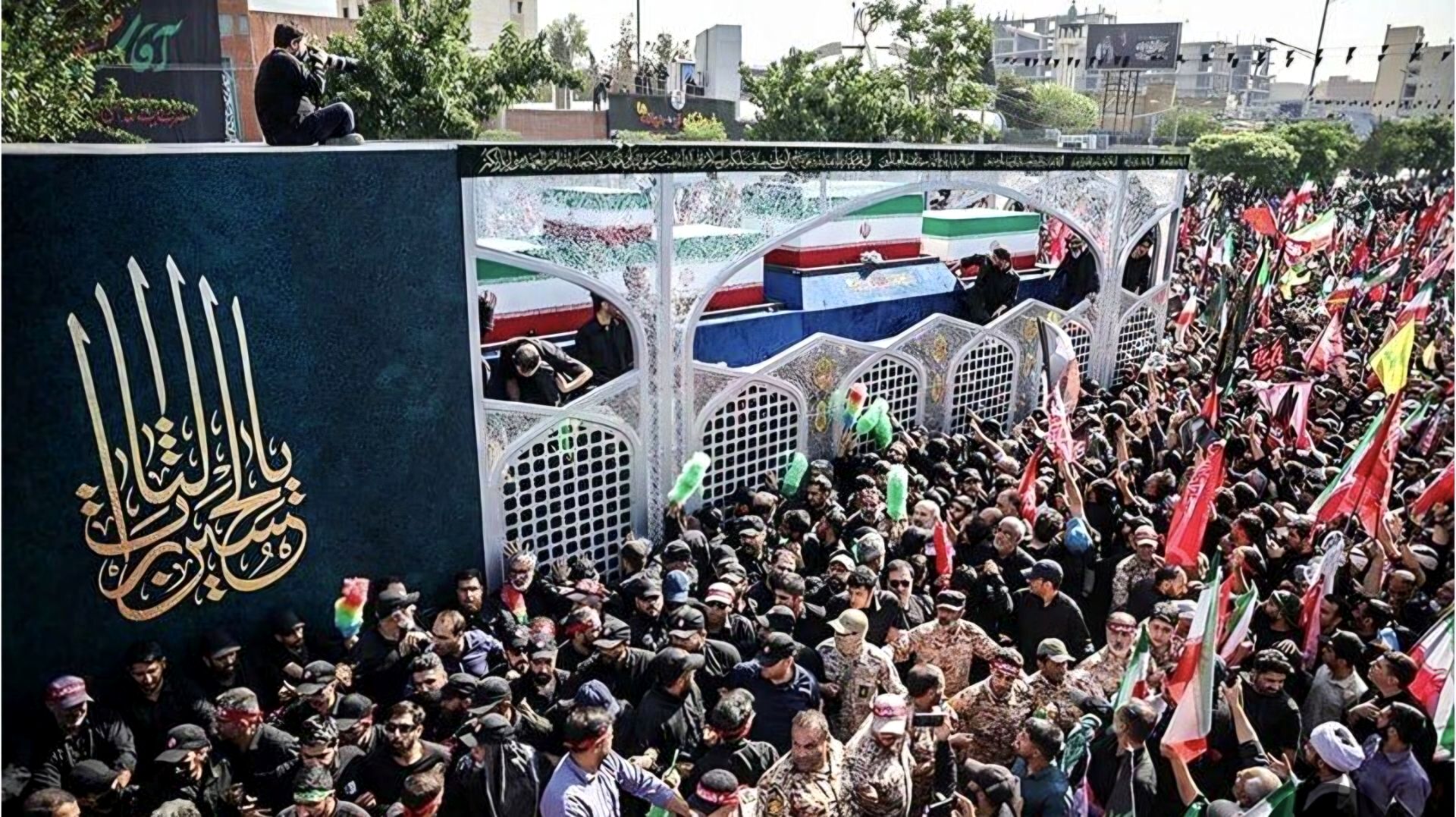 تشییع باشکوه آقا از نگاه مردم؛ وداعی همراه با اندوه، همبستگی و دعا بود