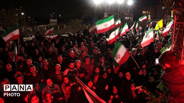 مراسم تشییع پیکر مطهر شهید محمدحسین عزیزی و مادر بزرگوارشان