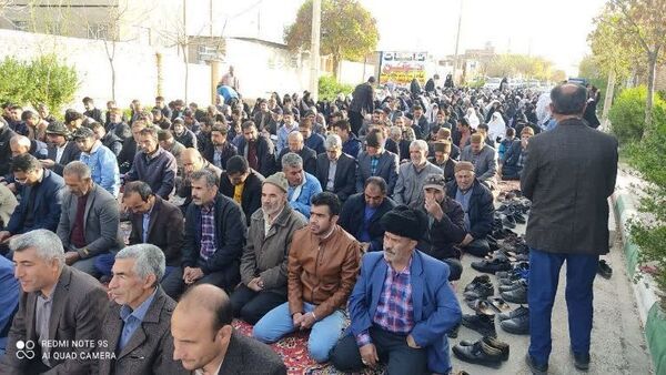 نماز عید فطر در مسجد صاحب الزمان روستای گزکوه