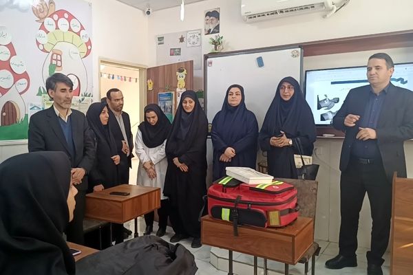 دوره آموزشی سواد سلامت با رویکرد توسعه عدالت و کیفیت آموزش و بهداشت 