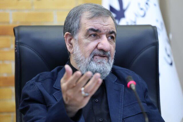 باید مراقب بود، هر خوش‌بینی مورد سوء‌استفاده دشمن قرار می‌گیرد
