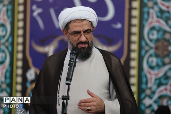 تجلیل از دست‌اندرکاران همایش روز ملی مسجد 