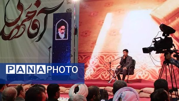 جلوه‌هایی از یادواره شهدای استان قم