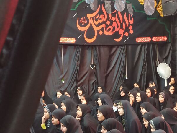 برگزاری روضه ویژه دختران دهه هشتادی در بنیاد مهدویت فلاورجان