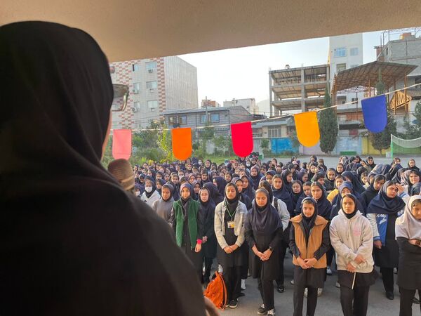 صبحگاه در مدرسه حضرت خدیجه (س) گرگان