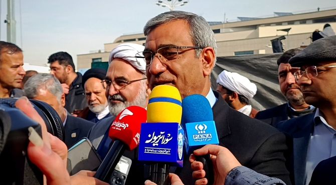 مردم ستون اصلی انقلاب‌اند 