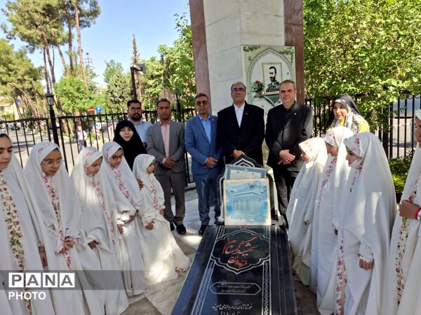طنین اندازی سرود دختران میقات در مقتل شهید آرمان علی وردی