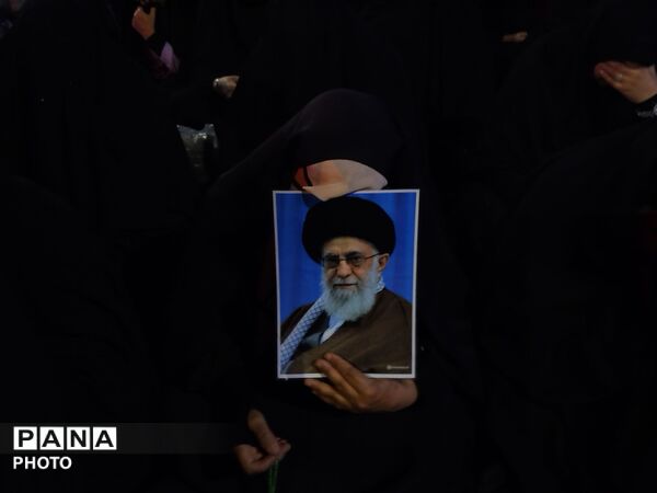 حماسه سازی مردم نیشابور در  صد و پنجاه  شب از تجمعات در حسینیه امام خمینی 