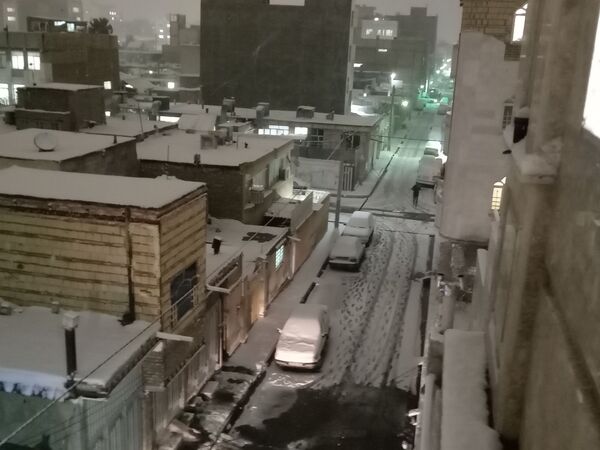 بارش برف در شهر مشهد 