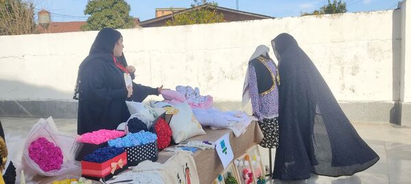نمایشگاه هنرهای دستی دانش آموزان در بابلسر 