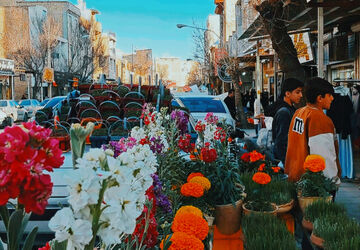رنگ و بوی عید در کوچه پس کوچه‌‌های فارسان 