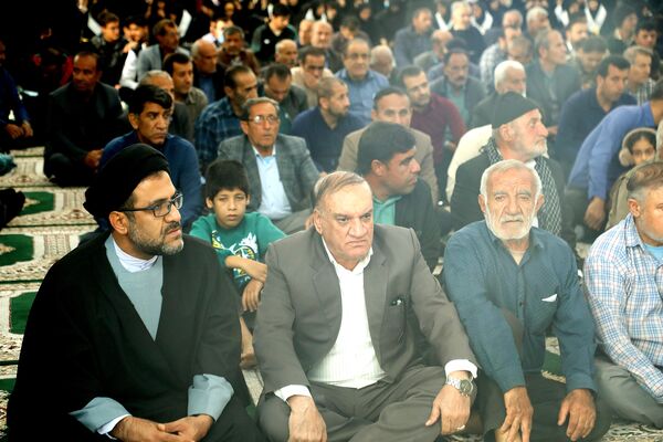 اجتماع همایش «شکوه اقتدار» بسیجیان در لنده